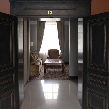 Plaza Hotel Köksjetau Exteriör bild