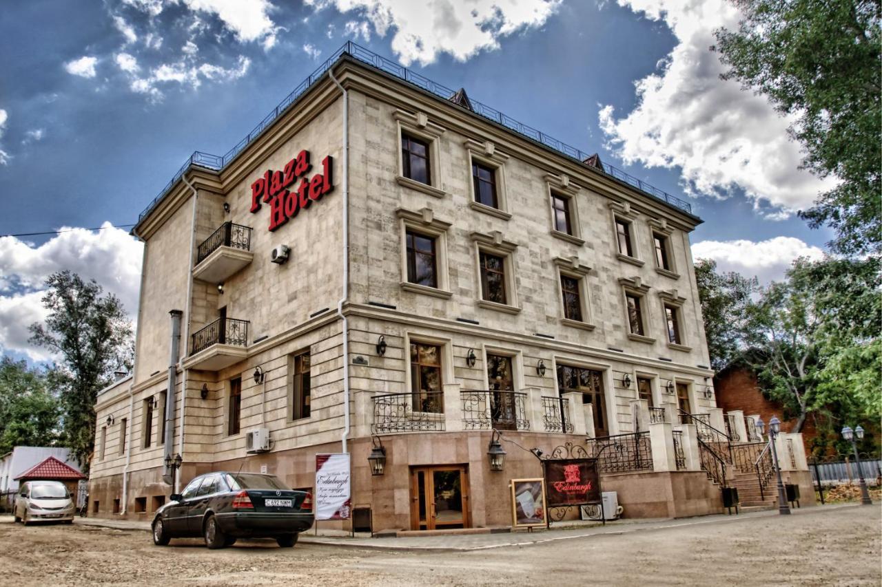 Plaza Hotel Köksjetau Exteriör bild