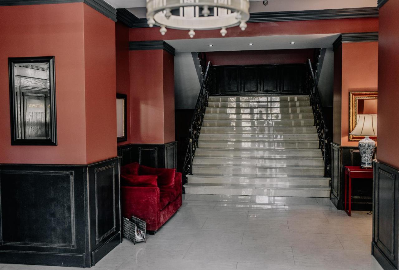 Plaza Hotel Köksjetau Exteriör bild